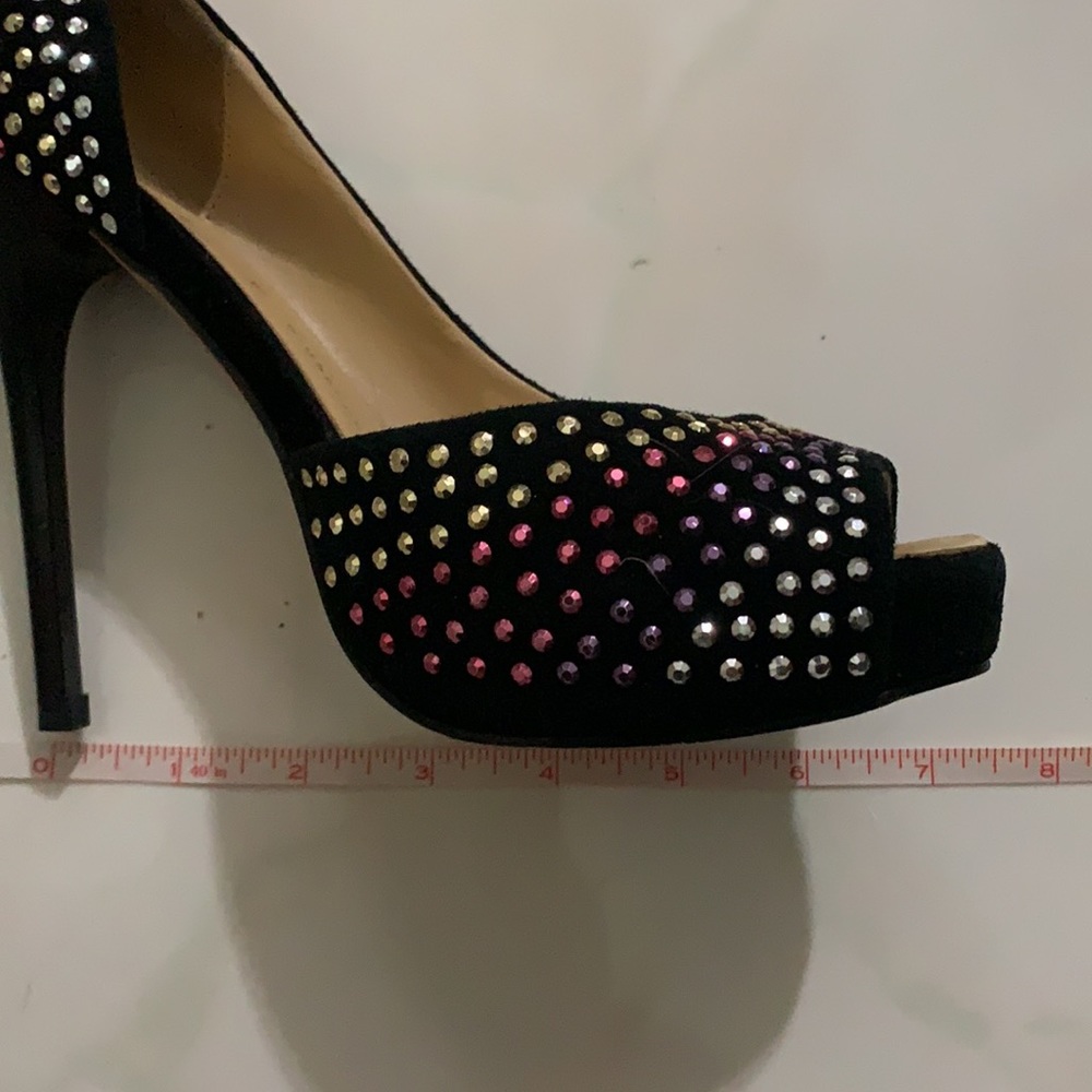 Shoes - Picture 6 of 6